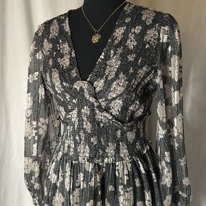 NWOT DIZZY LIZZY long sleeve dress